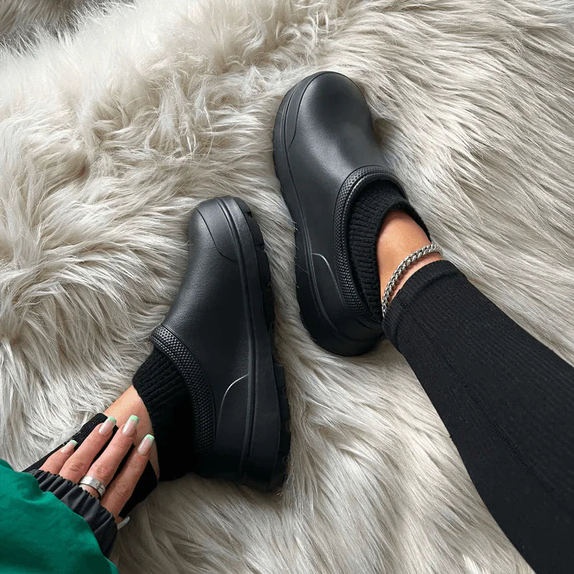 SockClogs™ - Comfortable Weatherproof Clogs with Non-Slip Sole