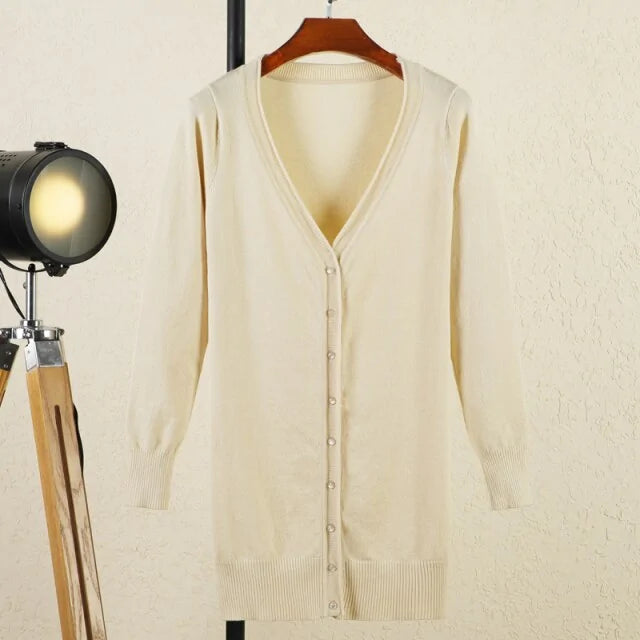 V-Neck Woman Cardigan for Spring and Autumn - Elegant and Versatile Design