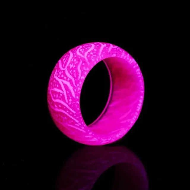 Love Glow Ring - Mesmerizing Luminescent Unisex Fashion Accessory