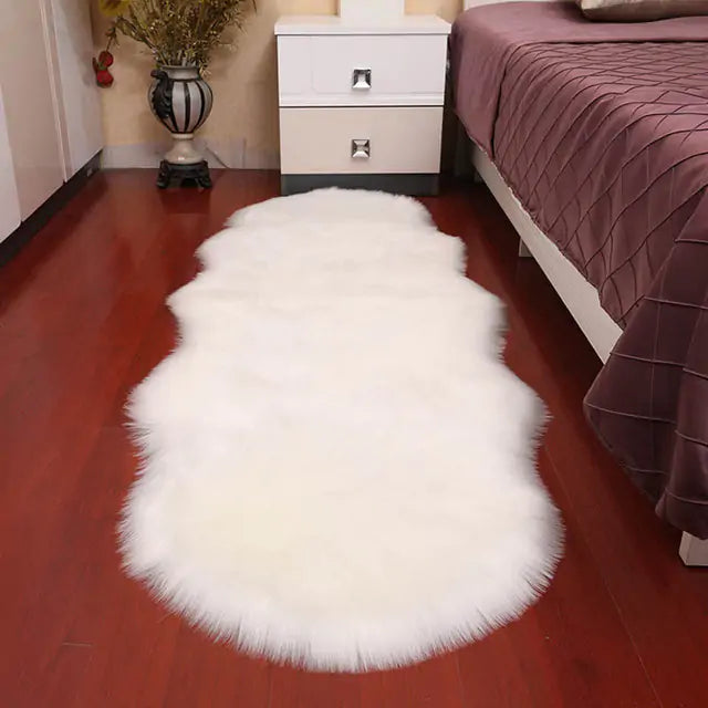 Faux Fur Carpet - Luxuriously Soft Sheepskin Rug