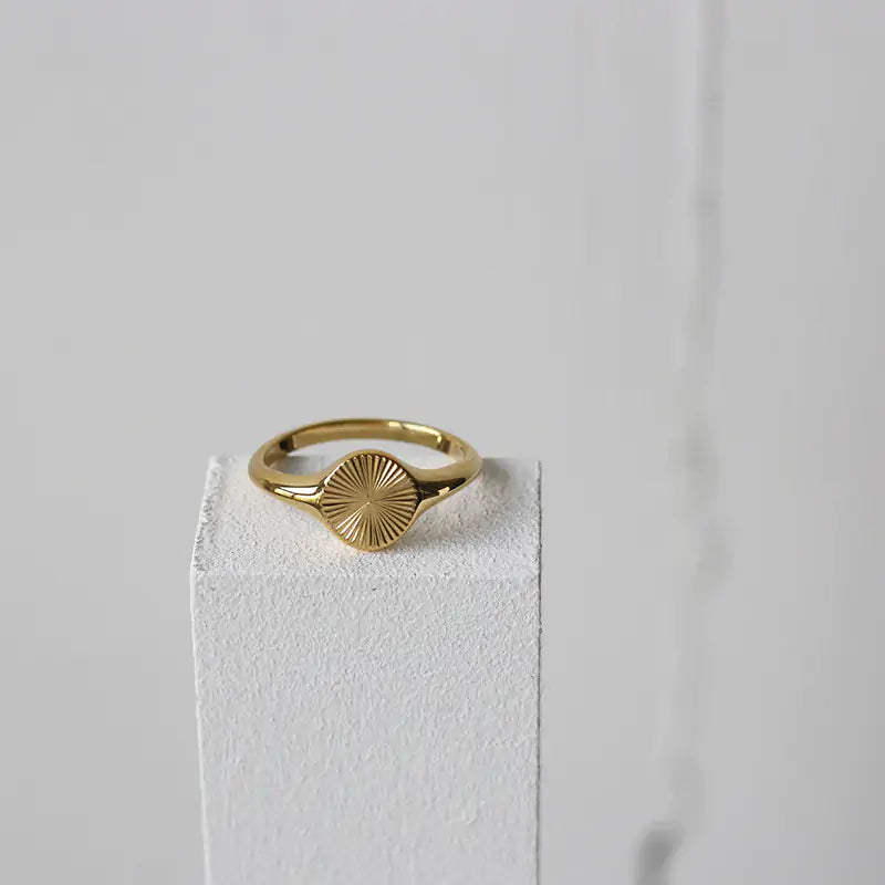 18K Gold Plated Dainty Circle Index Ring