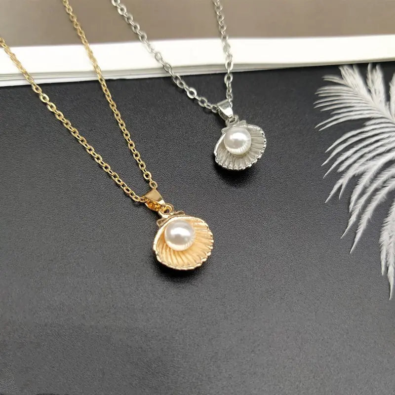 Shell Pearl Pendant - Exquisite, Timeless Jewelry Piece